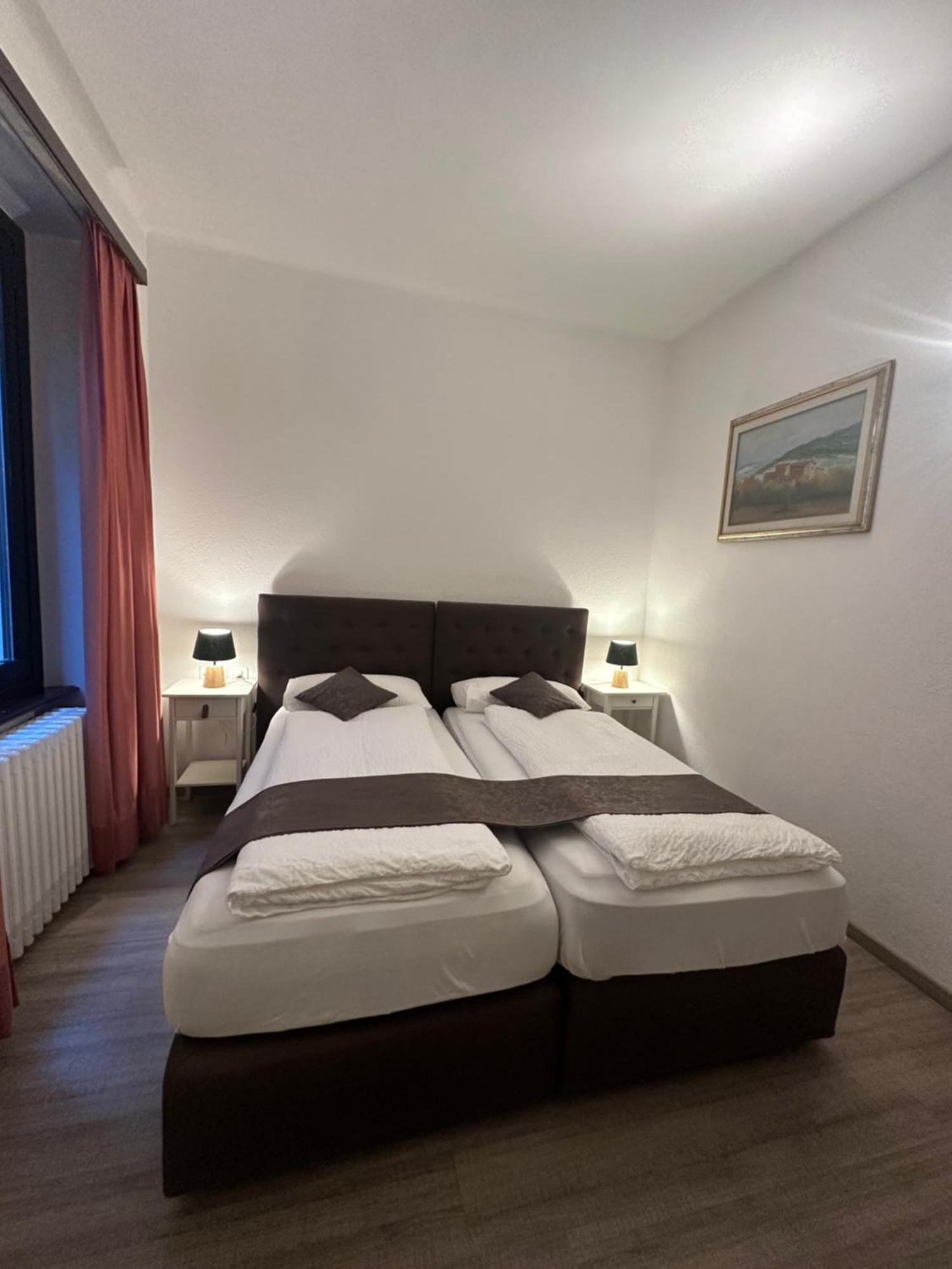 Hotel Croce Federale Беллинцона Экстерьер фото