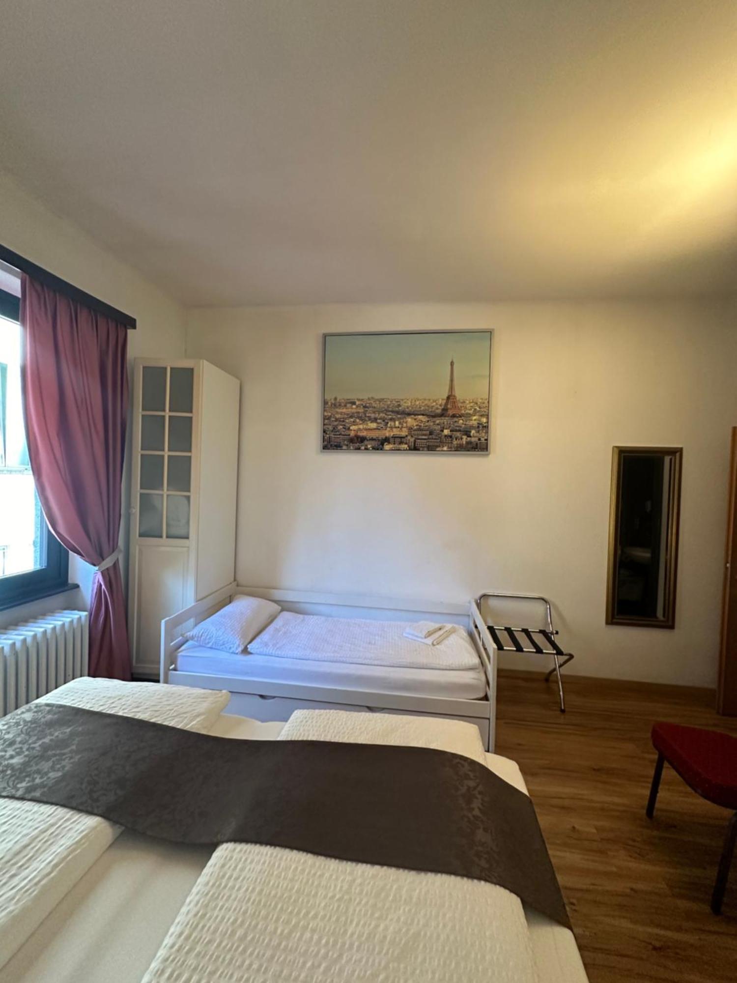 Hotel Croce Federale Беллинцона Экстерьер фото