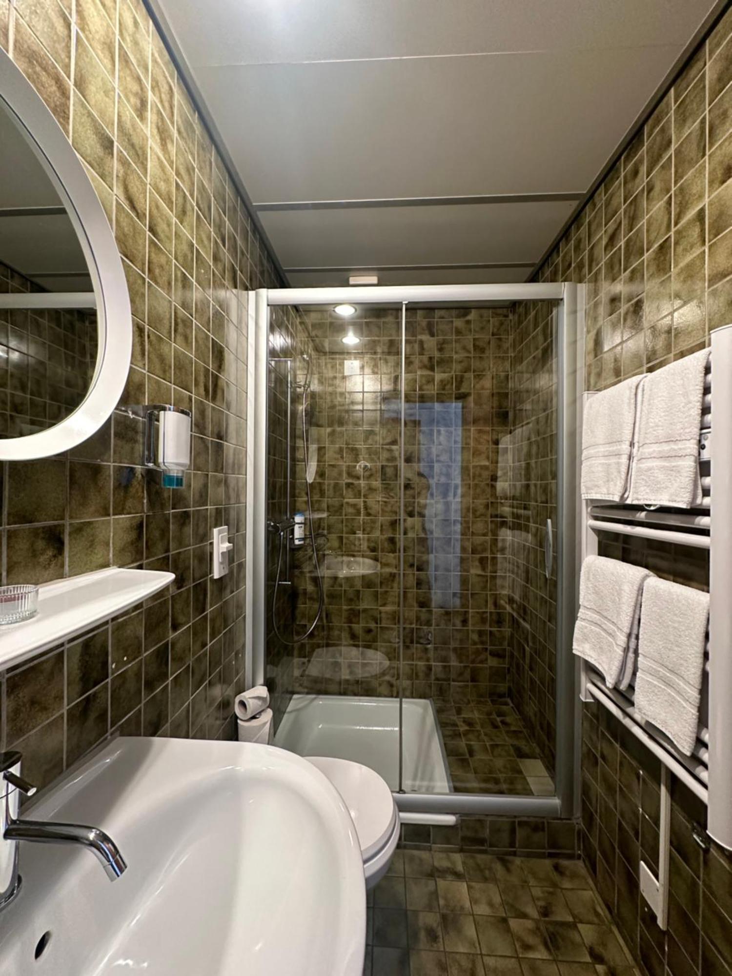 Hotel Croce Federale Беллинцона Экстерьер фото